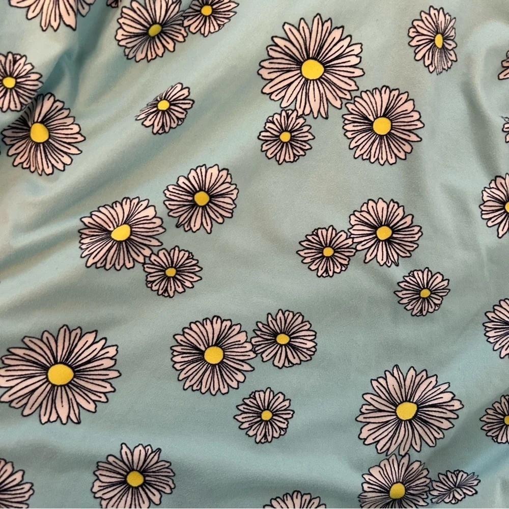 Size 7/8 Girls Buttery Soft Light Blue Floral Dress A5